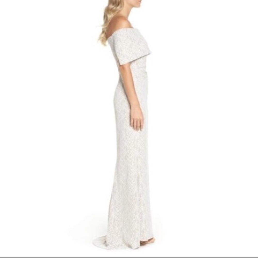 Vince Camuto Formal Lace Gown - Picture 2 of 5
